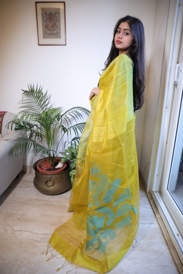 Fulia Saree