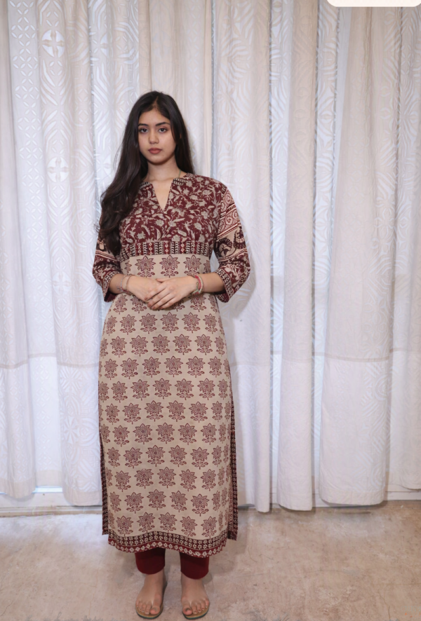 Bagh Elegance Maroon-Beige Cotton Kurta