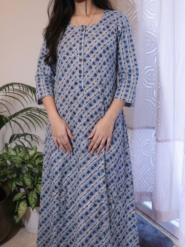 Blue Diagonal Block-Printed Kurta