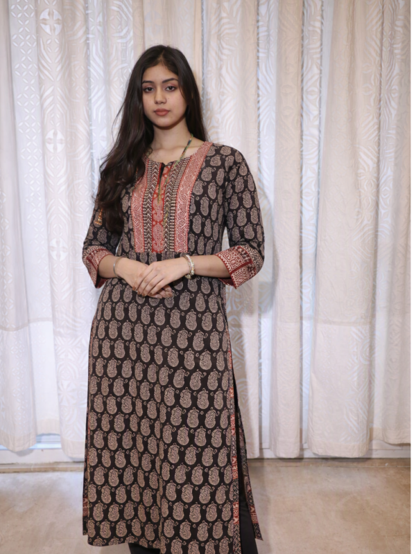 Bagh Elegance Black Paisley Kurta